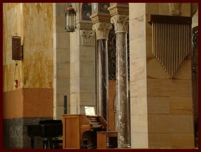 St. William Console and Chimes